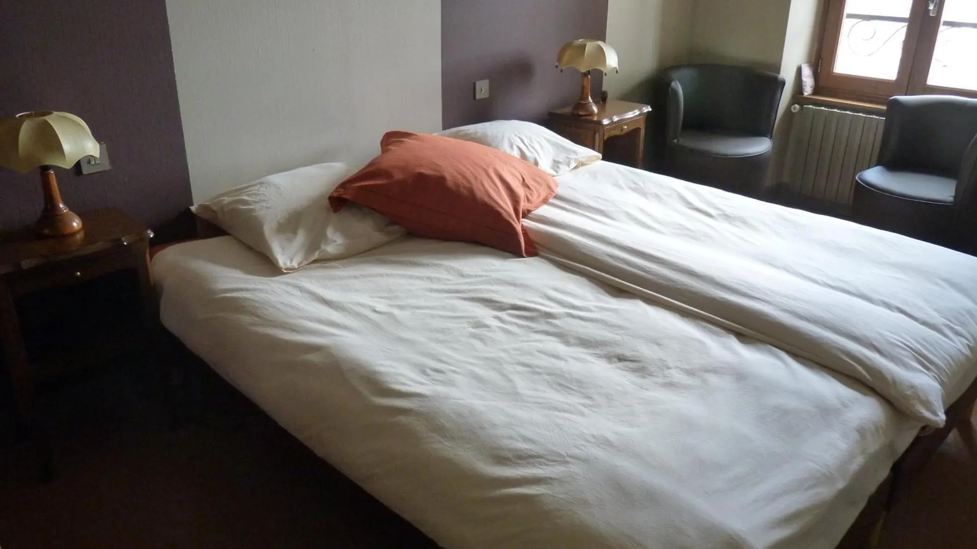 Bed & Breakfast Chambres D'Hotes - Domaine De La Grangeotte Labesserette