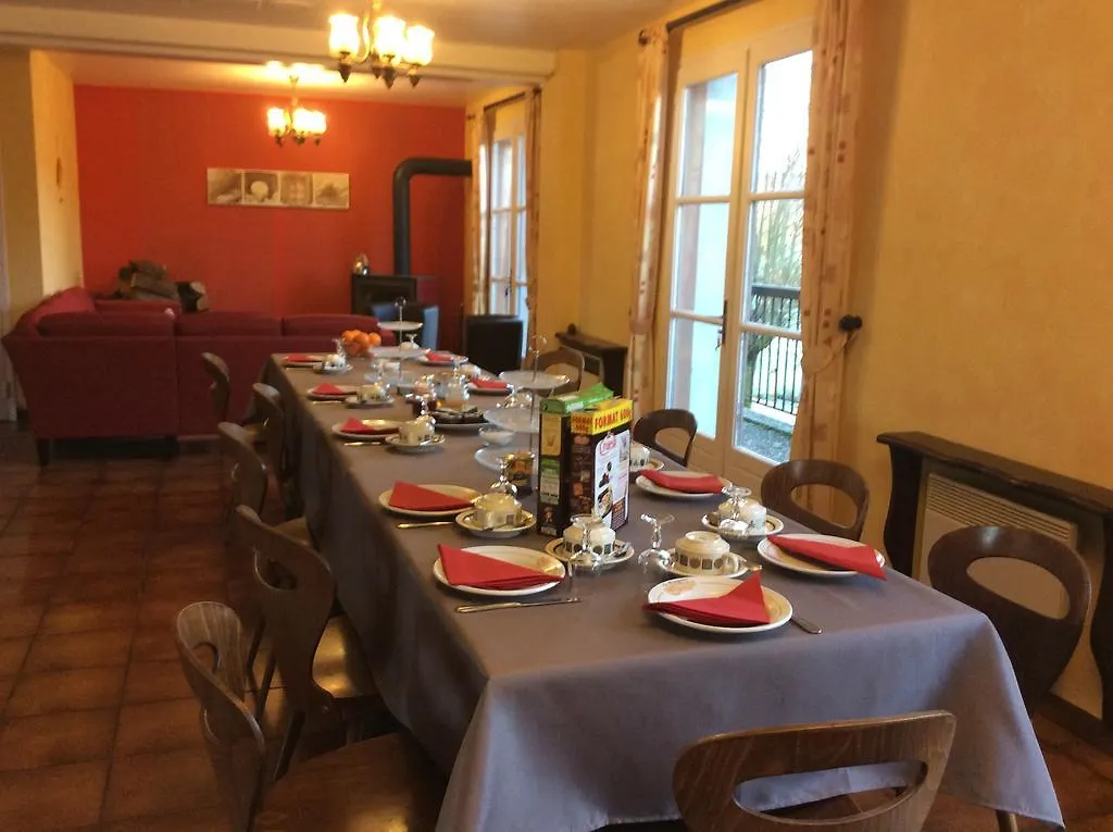 Chambres D'Hotes - Domaine De La Grangeotte Labesserette Bed & Breakfast